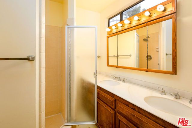 12901 Appleton Way, Los Angeles, CA 90066