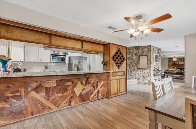 2103 White Feather Trail, Crosby, TX 77532