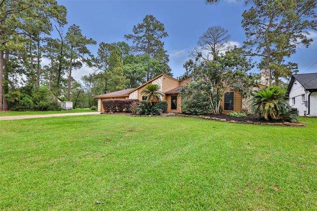 2103 White Feather Trail, Crosby, TX 77532