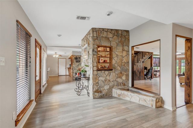 2103 White Feather Trail, Crosby, TX 77532
