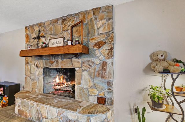 2103 White Feather Trail, Crosby, TX 77532