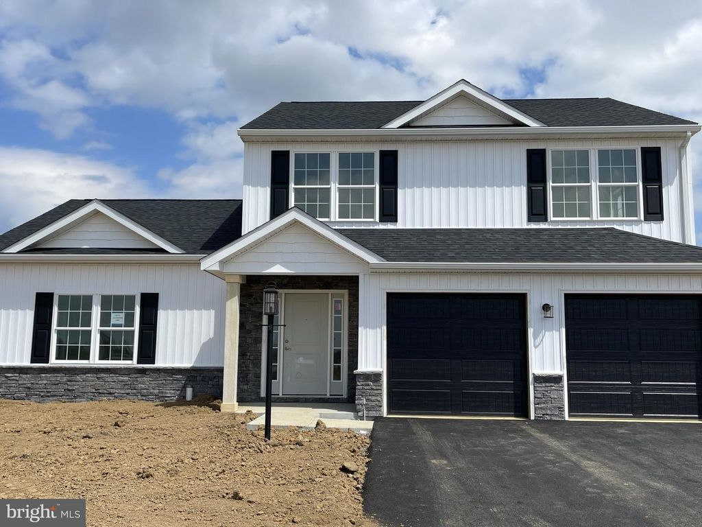 03 LAVENDER LANE, Lebanon, PA 17042
