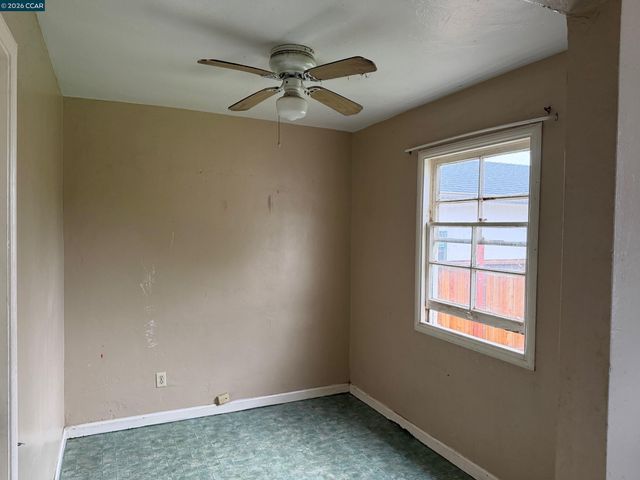 24 Lawrence Ave, Antioch, CA 94509