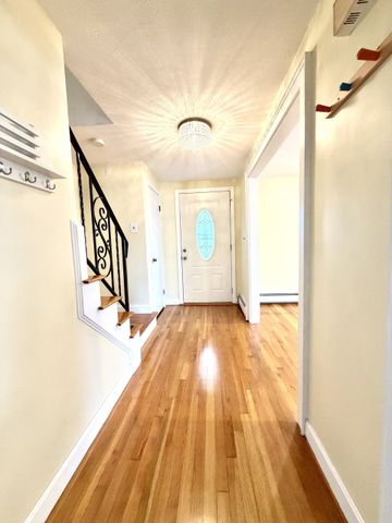 91 Daniels St, Malden, MA 02148