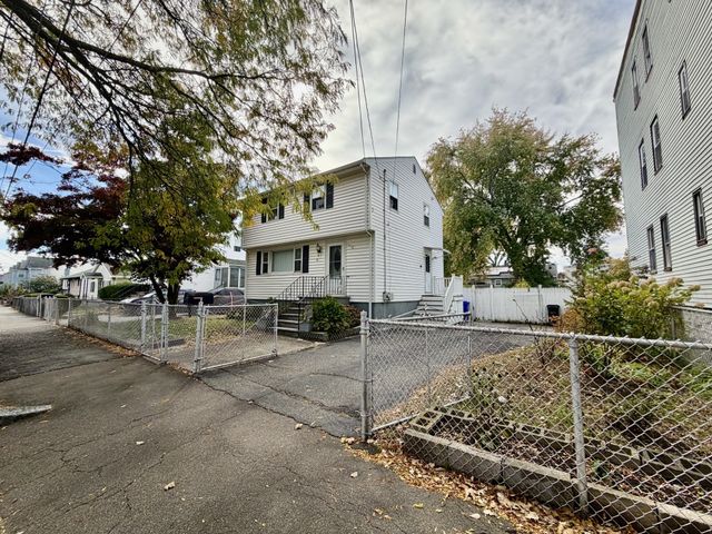 91 Daniels St, Malden, MA 02148