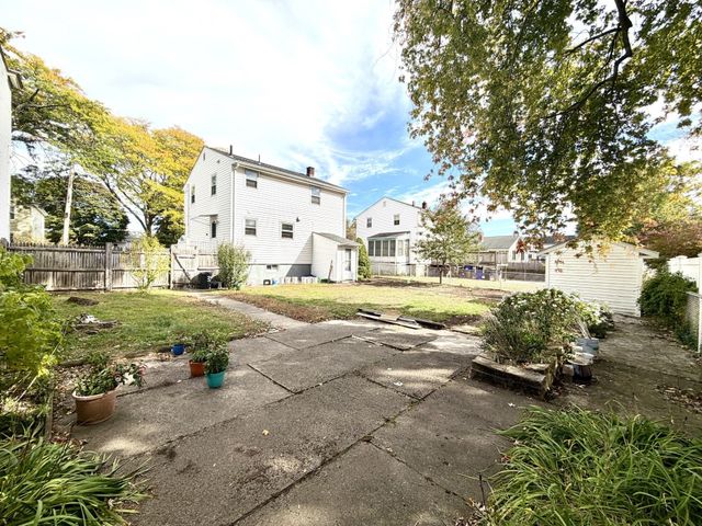 91 Daniels St, Malden, MA 02148