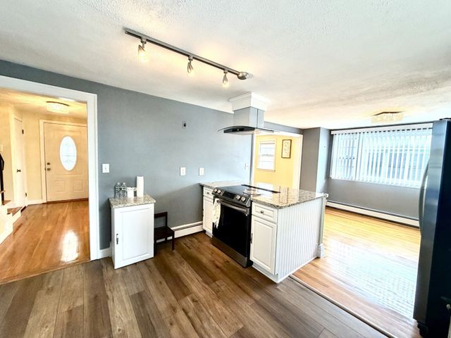91 Daniels St, Malden, MA 02148