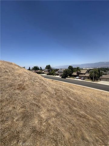 25451 Huron, Loma Linda, CA 92354