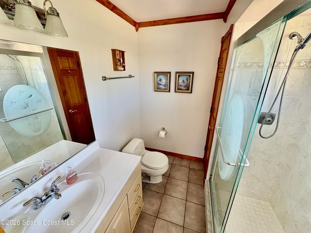 585 Crystalmist Road NW, Palm Bay, FL 32907