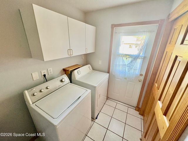 585 Crystalmist Road NW, Palm Bay, FL 32907