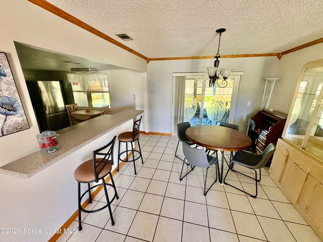 585 Crystalmist Road NW, Palm Bay, FL 32907