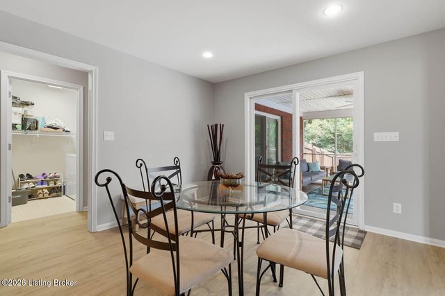 623 Harris Ridge Rd, Louisville, KY 40223