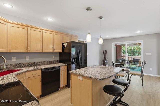 623 Harris Ridge Rd, Louisville, KY 40223