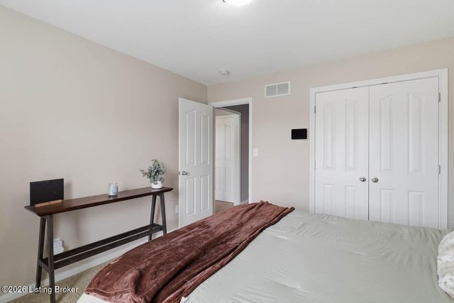 623 Harris Ridge Rd, Louisville, KY 40223