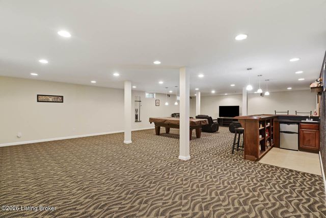 623 Harris Ridge Rd, Louisville, KY 40223