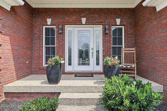 623 Harris Ridge Rd, Louisville, KY 40223