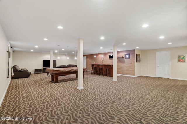 623 Harris Ridge Rd, Louisville, KY 40223