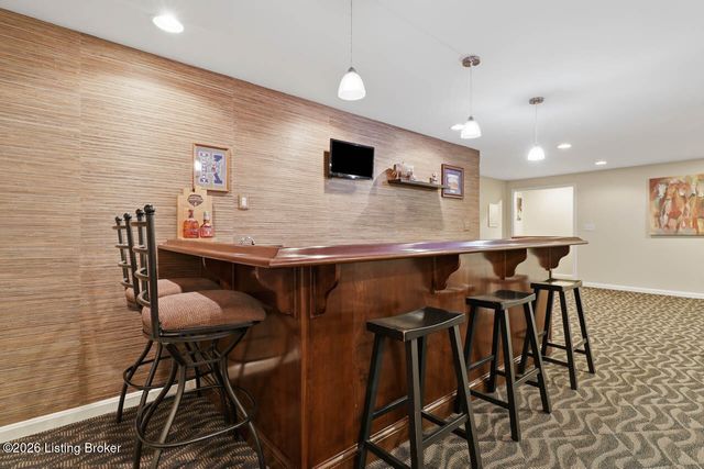 623 Harris Ridge Rd, Louisville, KY 40223