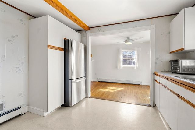 10 Lodge Rd, Nahant, MA 01908