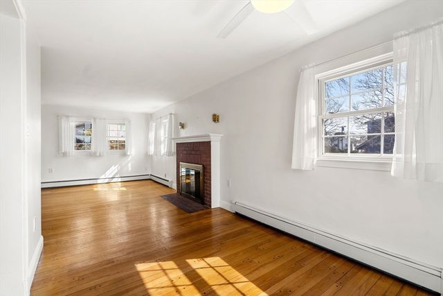 10 Lodge Rd, Nahant, MA 01908