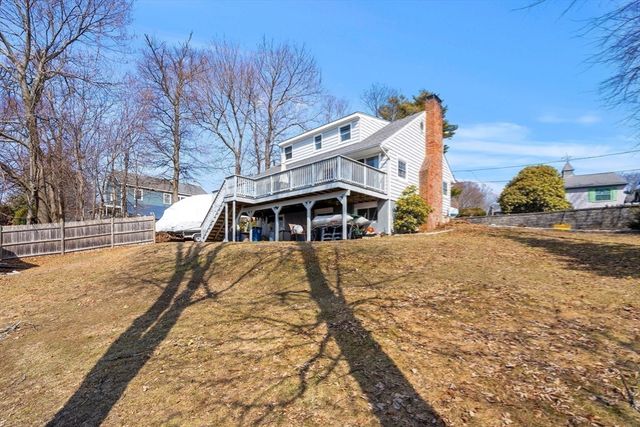 10 Lodge Rd, Nahant, MA 01908