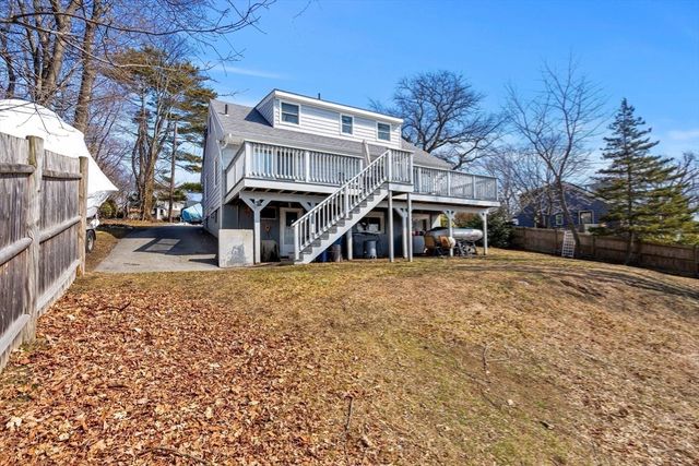 10 Lodge Rd, Nahant, MA 01908