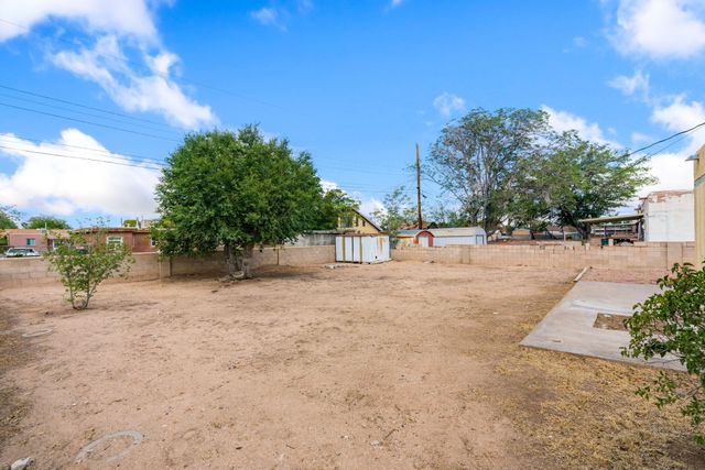 2721 Bel Air Drive NE, Albuquerque, NM 87110