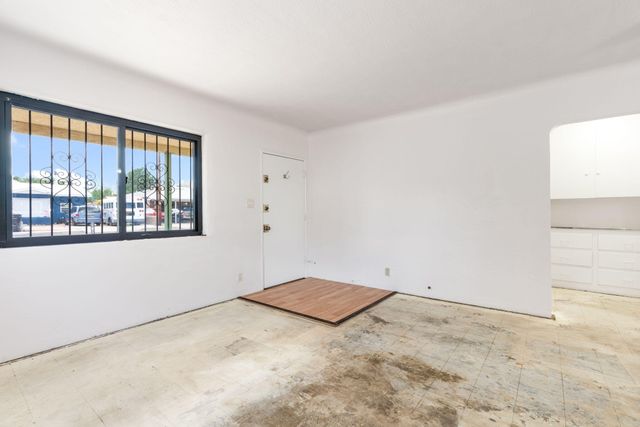 2721 Bel Air Drive NE, Albuquerque, NM 87110