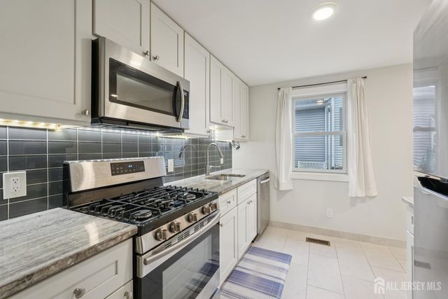 190 Conlogue Avenue, South Amboy, NJ 08879