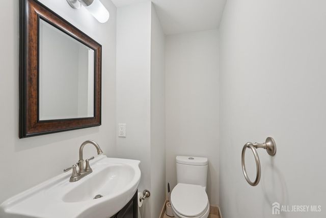 190 Conlogue Avenue, South Amboy, NJ 08879