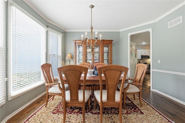 13848 Pembroke Drive, Leawood, KS 66224