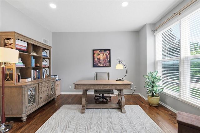13848 Pembroke Drive, Leawood, KS 66224