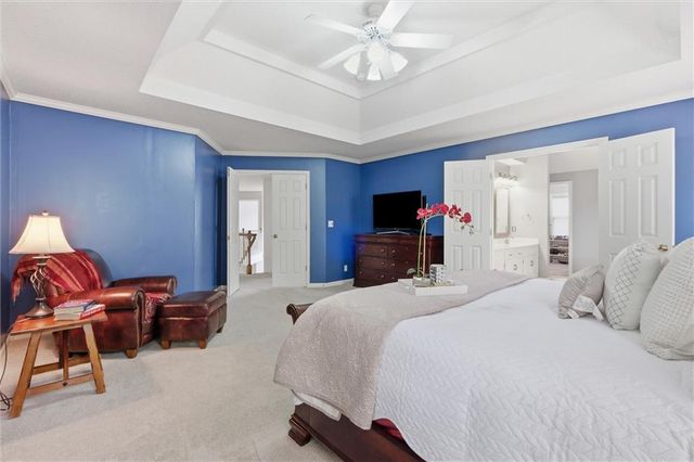 13848 Pembroke Drive, Leawood, KS 66224