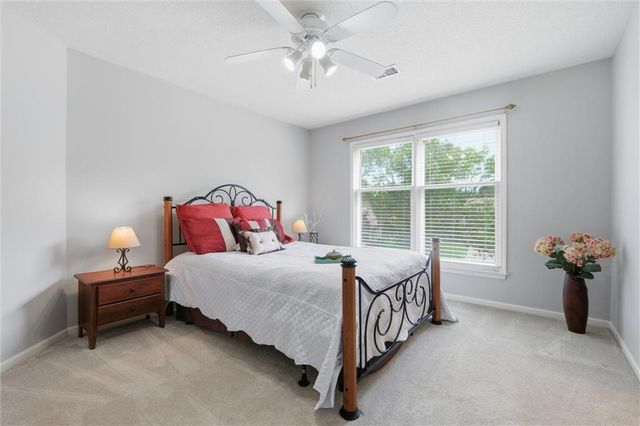 13848 Pembroke Drive, Leawood, KS 66224