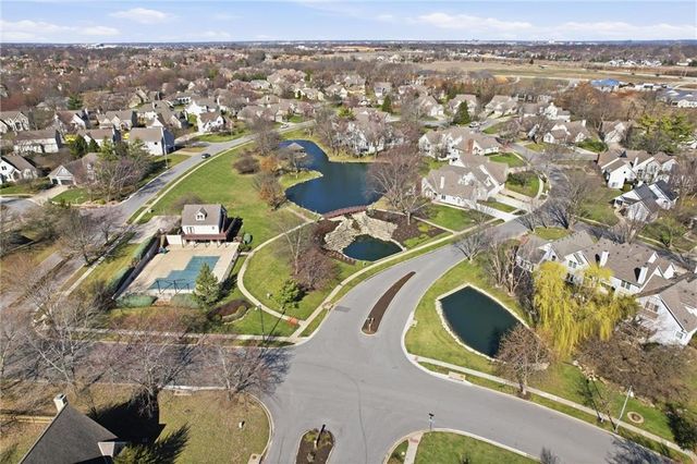13848 Pembroke Drive, Leawood, KS 66224