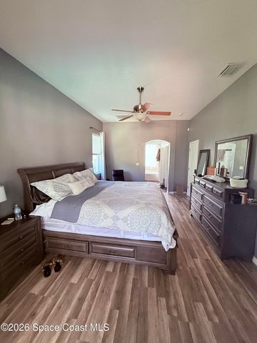 110 Ridgemont Circle SE, Palm Bay, FL 32909