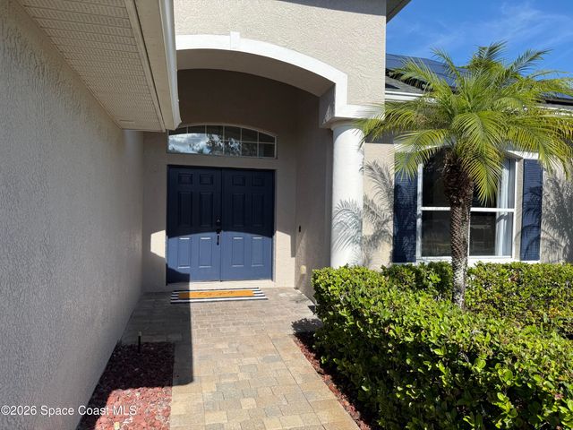 110 Ridgemont Circle SE, Palm Bay, FL 32909