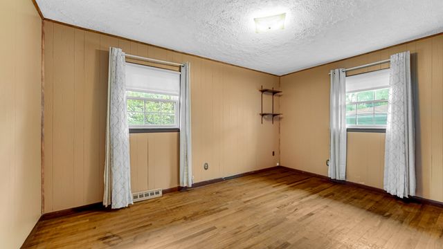 2391 Jacqueline Street, Portage, IN 46368