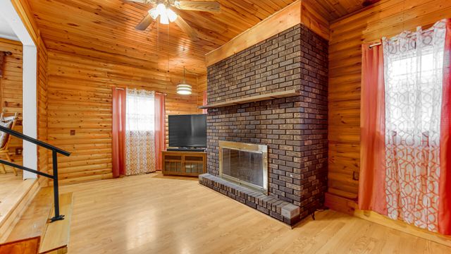 2391 Jacqueline Street, Portage, IN 46368