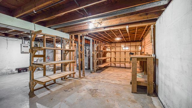 2391 Jacqueline Street, Portage, IN 46368