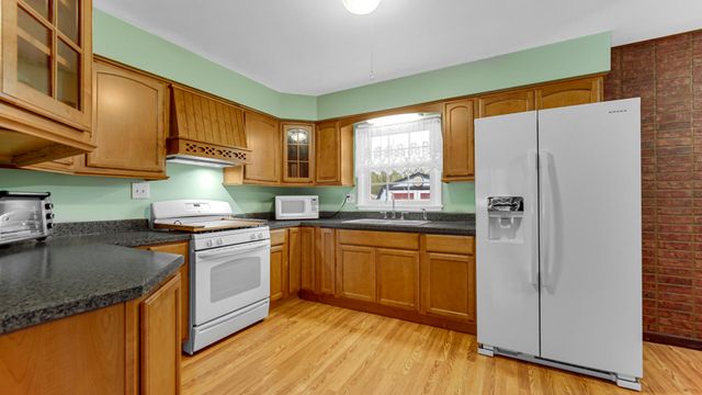 2391 Jacqueline Street, Portage, IN 46368