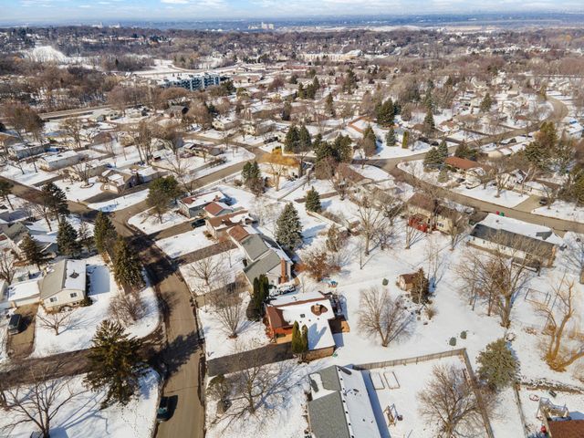 13813 James Avenue S, Burnsville, MN 55337