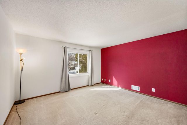 13813 James Avenue S, Burnsville, MN 55337