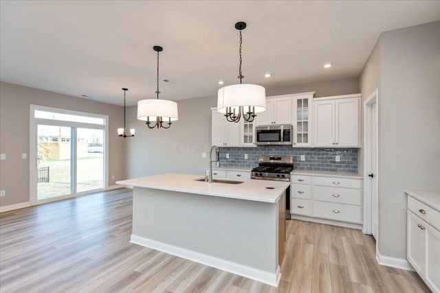 2140 Sun Dusk Way, Marysville, OH 43040