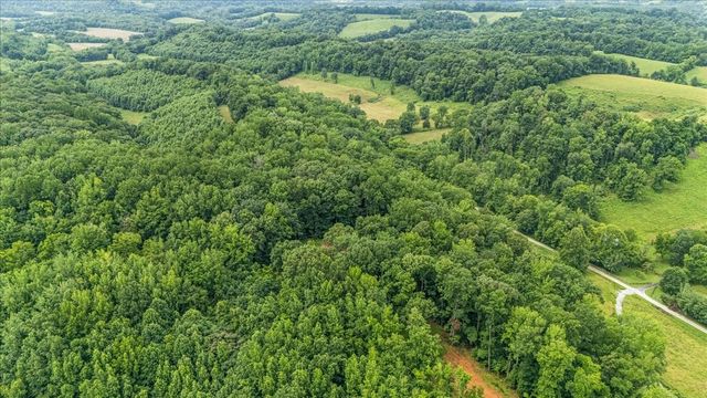 802 Evans Rd, Winchester, TN 37398