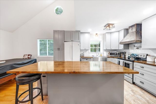 802 Evans Rd, Winchester, TN 37398