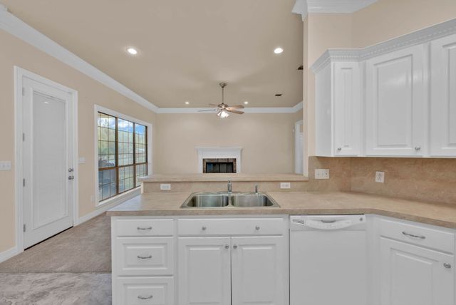 9841 Freedoms Way, Keithville, LA 71047