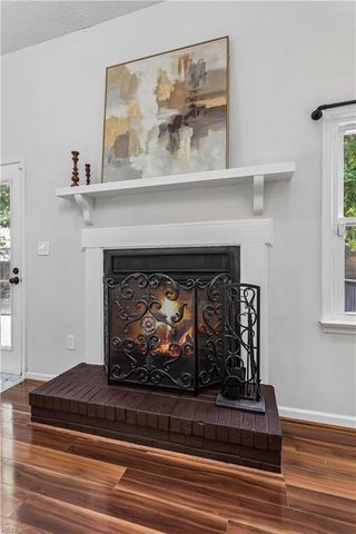 934 Elton Hall CIR, Newport News, VA 23608