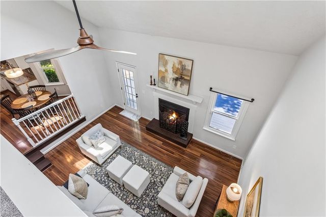 934 Elton Hall CIR, Newport News, VA 23608