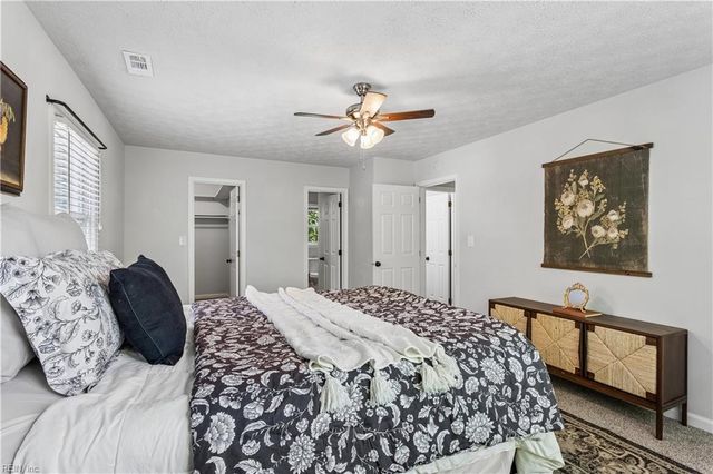 934 Elton Hall CIR, Newport News, VA 23608